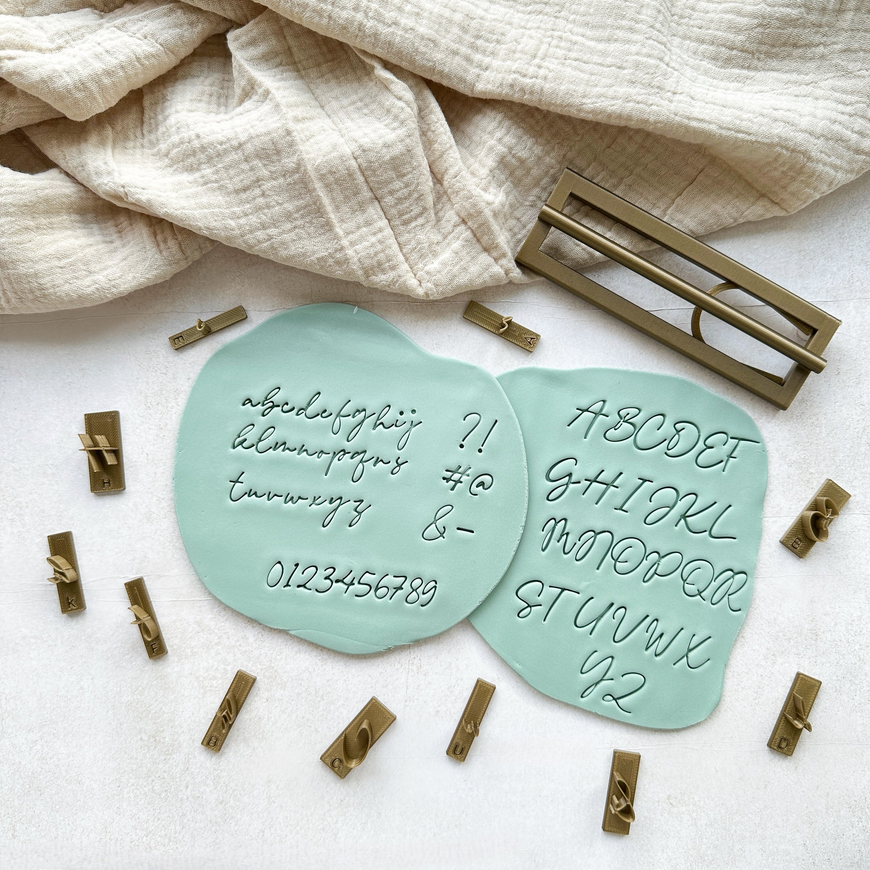 SIGNATURE FONT SETS