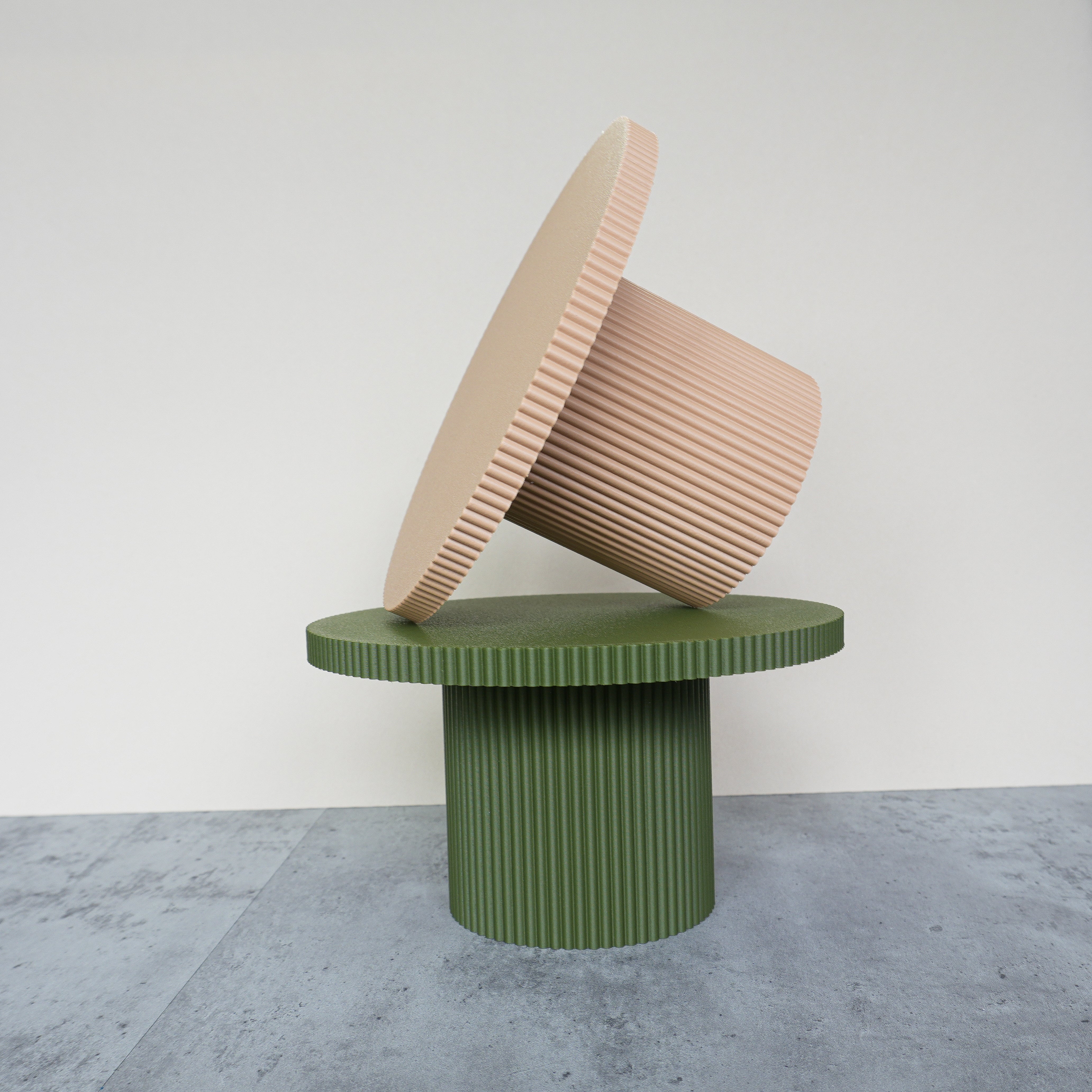 Twisted Cake Stand