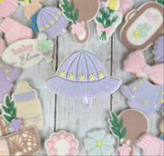 Hat with little flowers