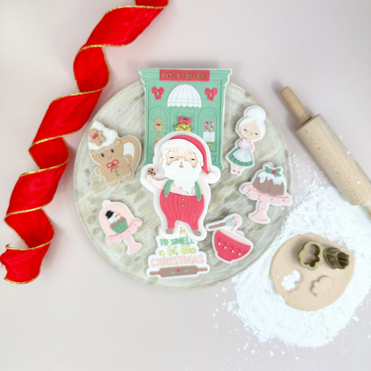 Weihnachtsmann mit Keks